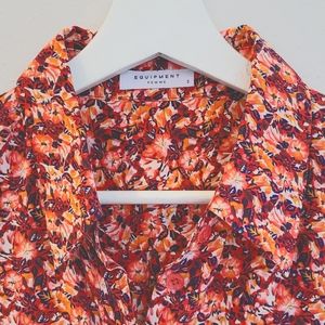 Equipment Femme Micro Floral Silk Button  Up Blouse Size Small